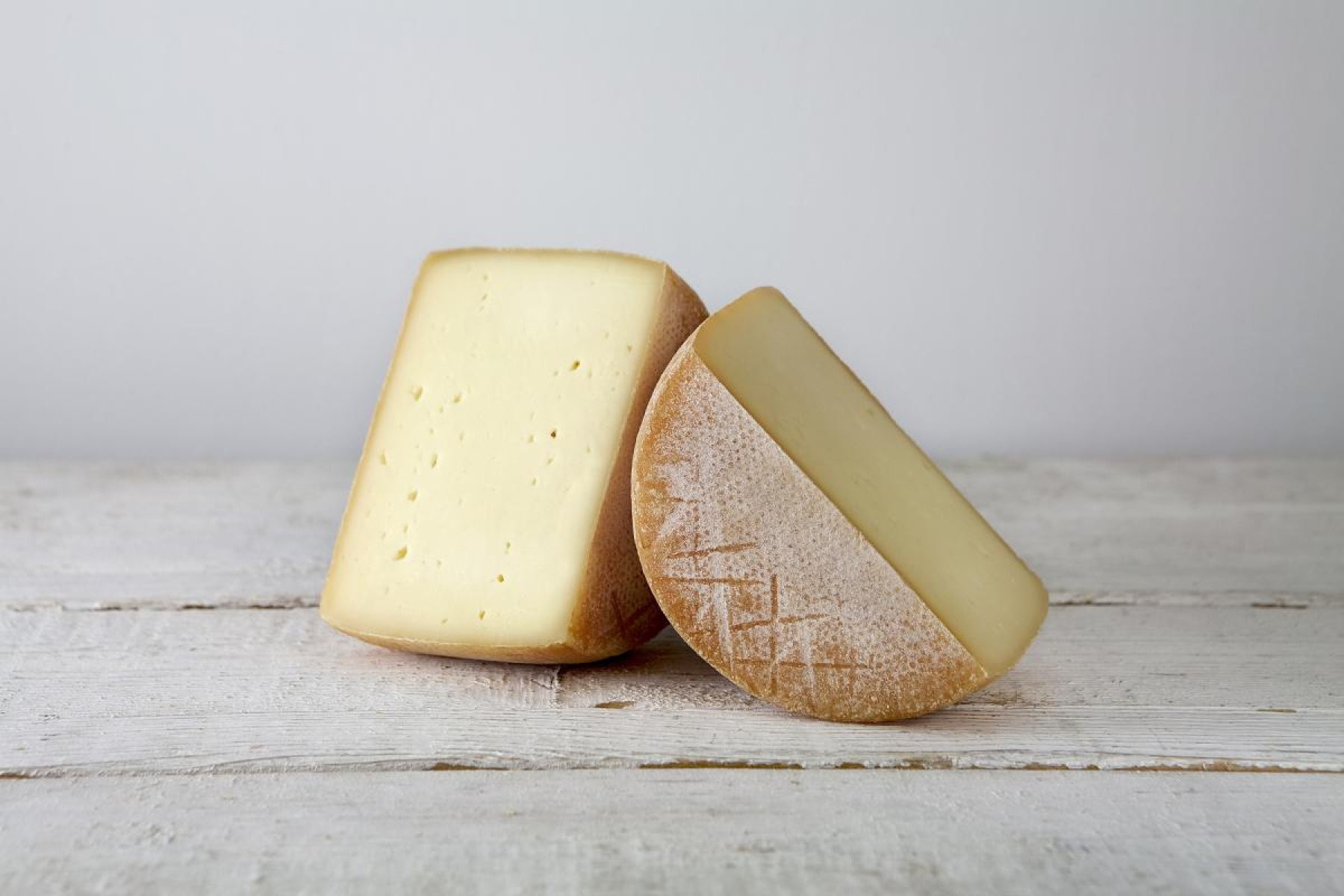 Deichkäse 45%, klein (0,7kg)